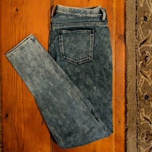 NWOT Uniqlo Skinny  Jeggings Size M